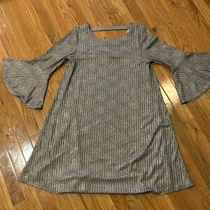 Sz M sparkling AGB soft, pinkish dress